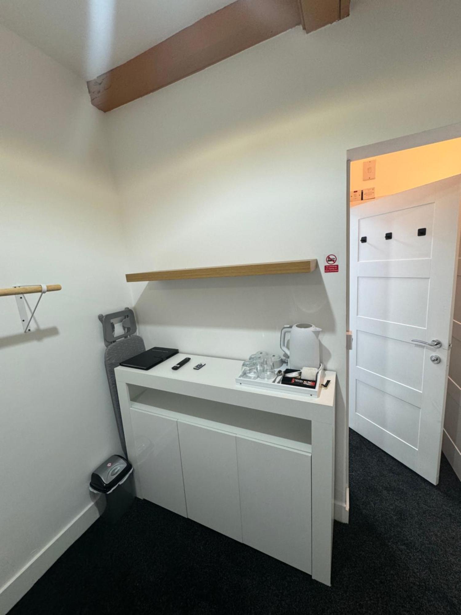 Stay Hub City Centre - Self Check-In Birmingham Exteriör bild